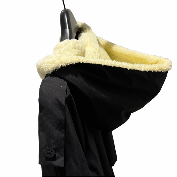 Black Double-Breasted Fleece-Lined Trench Coat - Picture 3 of 7